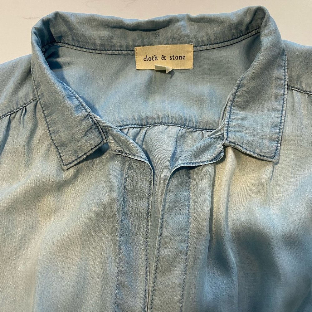Cloth and Stone silky chambray top